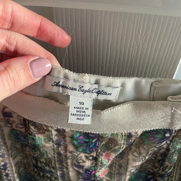 American Eagle floral skirt - Picture 4 of 4